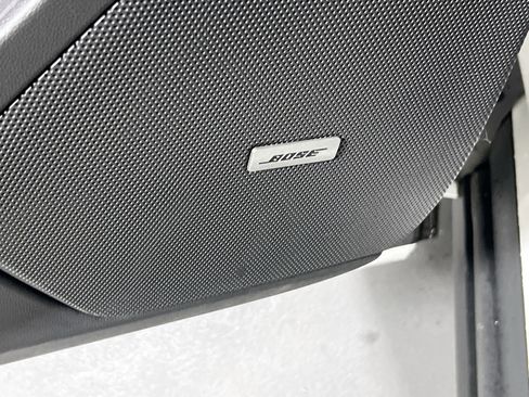 Used 2021 Cadillac XT6 Premium Luxury image 18