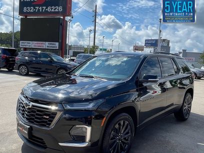 Used 2023 Chevrolet Traverse RS w/ LPO, Floor Liner Package