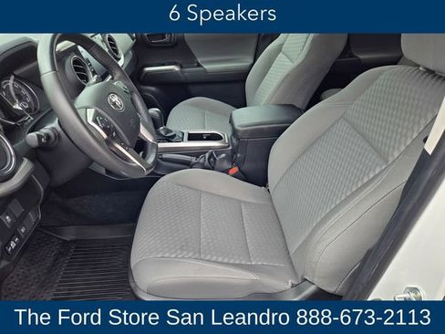 Used 2022 Toyota Tacoma SR5 AWD/4WD image 12