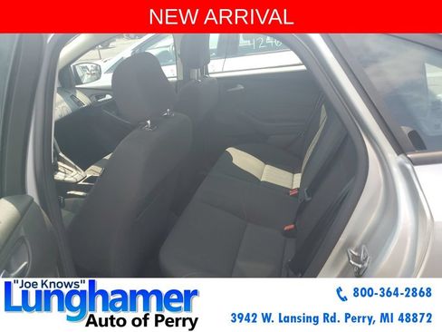Used 2016 Ford Focus SE FWD image 5