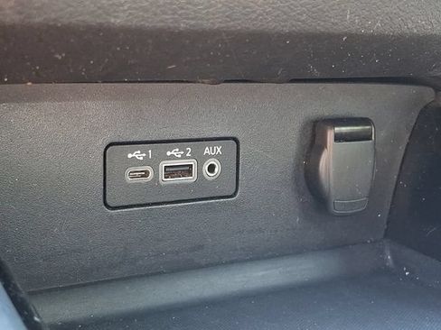 Used 2023 Nissan Altima 2.5 SV FWD image 24