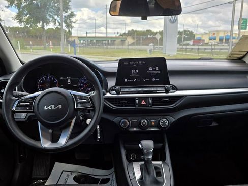 Used 2024 Kia Forte LXS FWD image 11