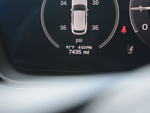 Certified 2025 Porsche Cayenne S AWD/4WD image 19