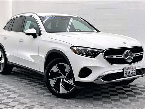 Certified 2023 Mercedes-Benz GLC 300 image 35