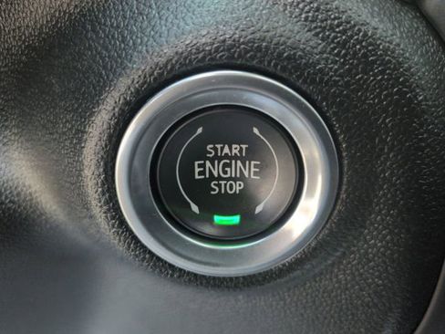 Used 2022 GMC Sierra 2500 AT4 w/ AT4 Preferred Package image 17