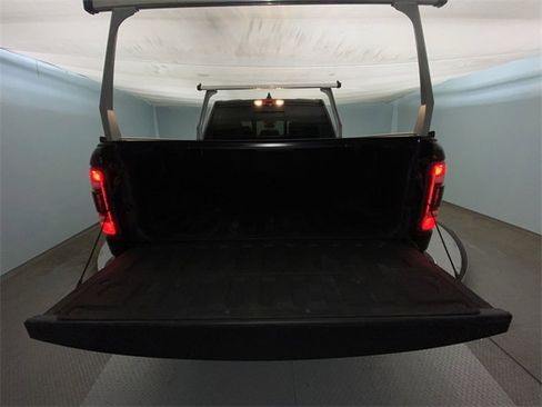 Used 2019 RAM 1500 Laramie image 22