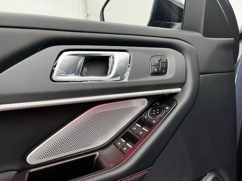 New 2026 Ford Explorer ST w/ Sun And Sound Package image 17