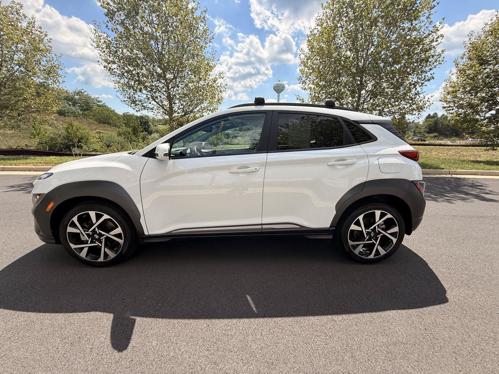 Used 2023 Hyundai Kona Limited AWD/4WD image 8