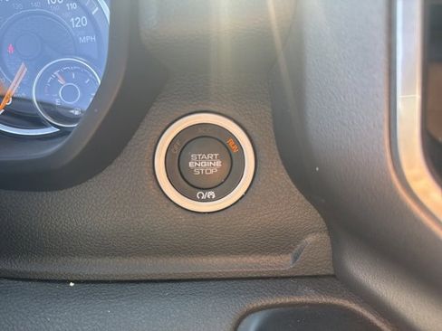 Used 2021 RAM 1500 Big Horn image 25