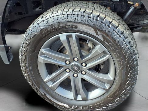 Used 2023 Ford F150 Lariat w/ Equipment Group 502A High AWD/4WD image 8