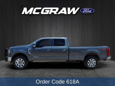 Used 2020 Ford F350 Lariat w/ Lariat Ultimate Package AWD/4WD image 3