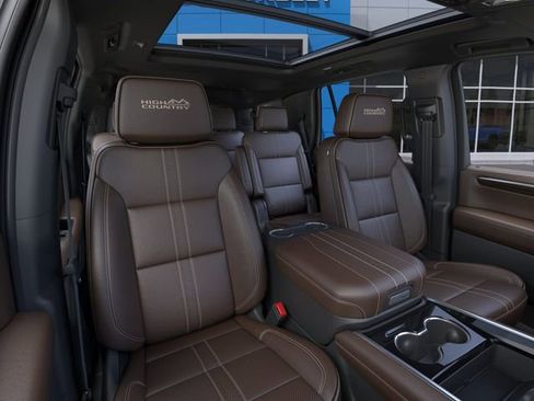 New 2026 Chevrolet Tahoe High Country w/ Sun And Tow Package RWD image 16