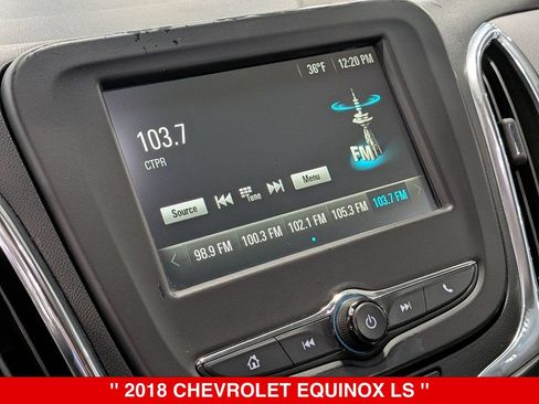 Used 2018 Chevrolet Equinox LS FWD image 23