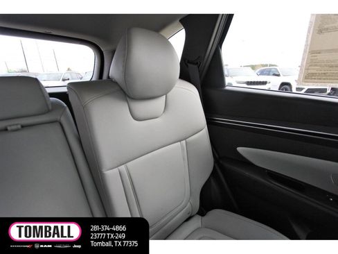Used 2023 Hyundai Tucson SEL w/ Convenience Package image 12