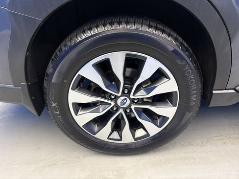 Certified 2023 Subaru Outback Limited AWD/4WD image 8