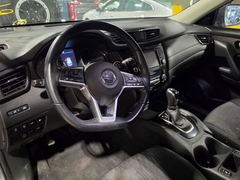Used 2020 Nissan Rogue SV AWD/4WD image 4