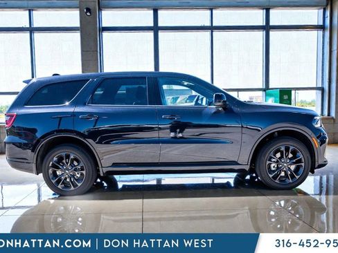 Used 2025 Dodge Durango GT AWD/4WD image 34