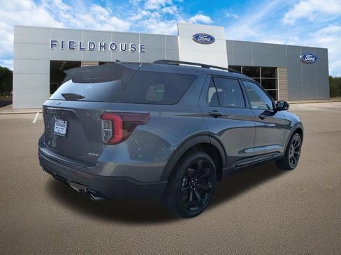 Used 2024 Ford Explorer ST-Line w/ Class IV Trailer Tow Package AWD/4WD image 12
