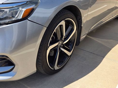 Used 2018 Honda Accord EX-L image 8