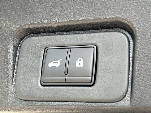 New 2026 Nissan Rogue SV AWD/4WD image 13