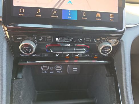 Used 2022 Jeep Grand Cherokee L Overland AWD/4WD image 19