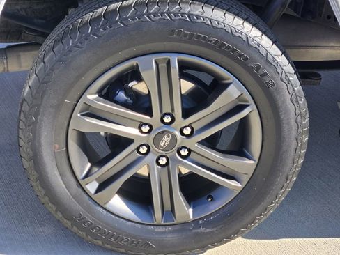 Used 2022 Ford F150 XLT w/ Equipment Group 302A High image 10