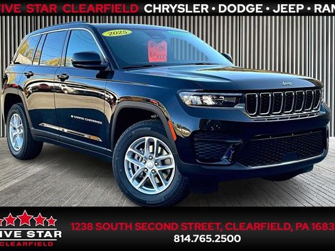 New 2025 Jeep Grand Cherokee Laredo X w/ Luxury Tech Group I image 1