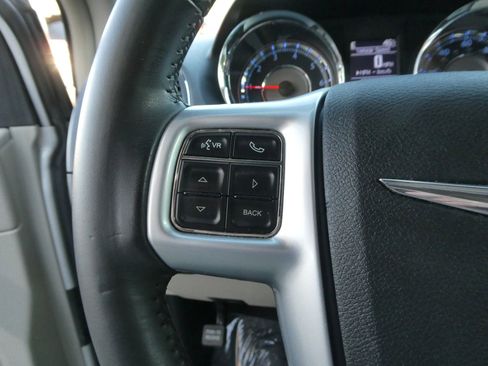 Used 2011 Chrysler Town & Country Touring-L w/ Entertainment Group #2 image 17