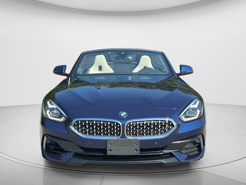 Used 2021 BMW Z4 sDrive30i w/ Convenience Package RWD image 2