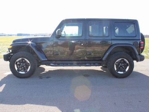 Used 2020 Jeep Wrangler Unlimited Rubicon w/ Uconnect 4C Nav & Sound Group image 4