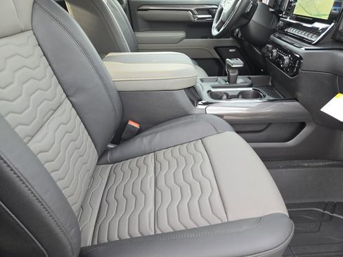 New 2026 Chevrolet Silverado 1500 ZR2 w/ Dark Appearance Package image 11