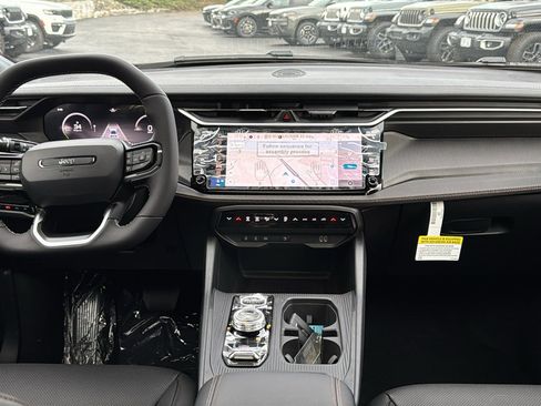 New 2026 Jeep Cherokee Overland image 16