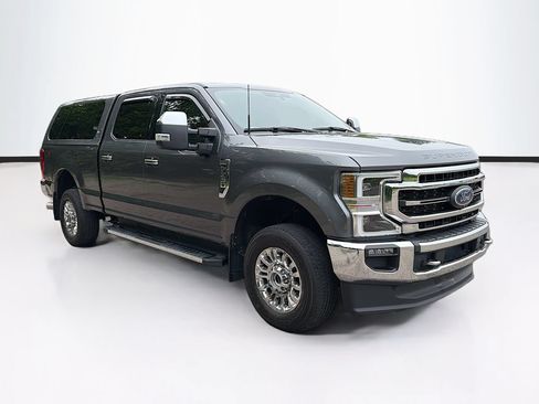 Used 2022 Ford F350 Lariat w/ Lariat Ultimate Package AWD/4WD image 3