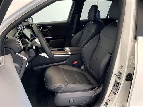 New 2026 Mercedes-Benz GLC 300 image 9
