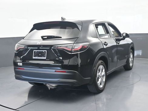 Used 2025 Honda HR-V LX image 5