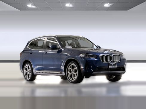 Used 2023 BMW X3 xDrive30i w/ Convenience Package AWD/4WD image 6