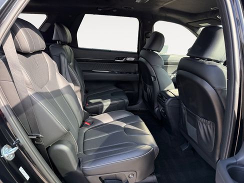 Certified 2024 Hyundai Palisade Calligraphy image 18