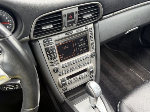 Used 2006 Porsche 911 Carrera RWD image 31