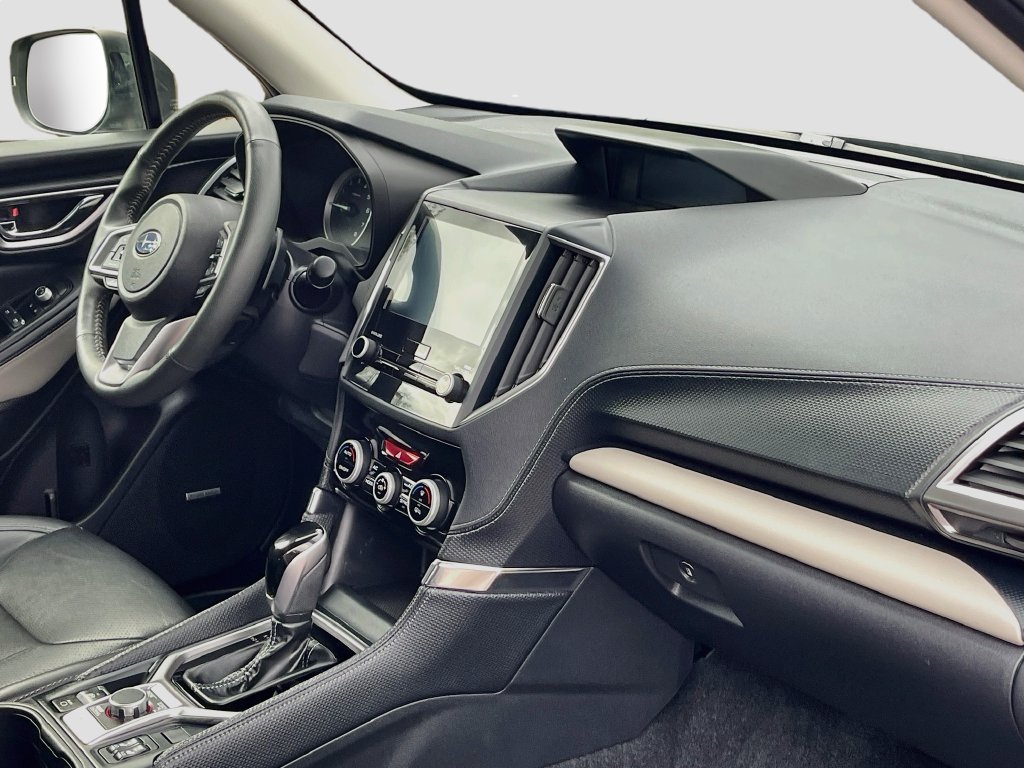 Used 2018 Toyota Prius C Two FWD image 30
