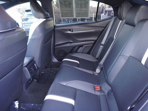 Certified 2025 Toyota Camry SE image 9