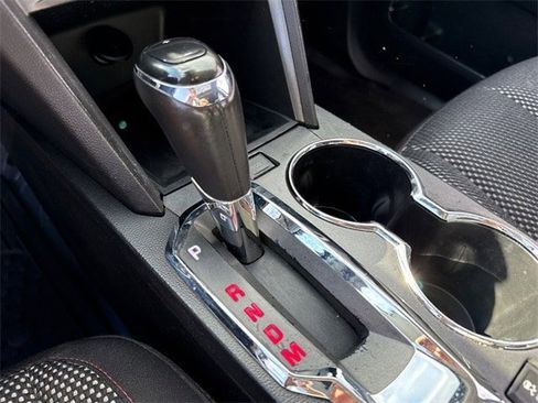 Used 2016 GMC Terrain SLE w/ Technology Package image 18