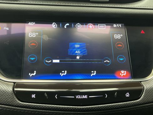 Used 2017 Cadillac XT5 Luxury image 21