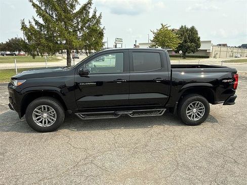 Certified 2024 Chevrolet Colorado LT w/ LT Convenience Package AWD/4WD image 52