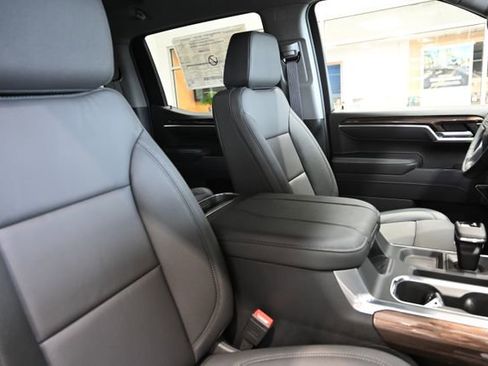 New 2026 Chevrolet Silverado 1500 RST w/ RST All Star Premium Package AWD/4WD image 11
