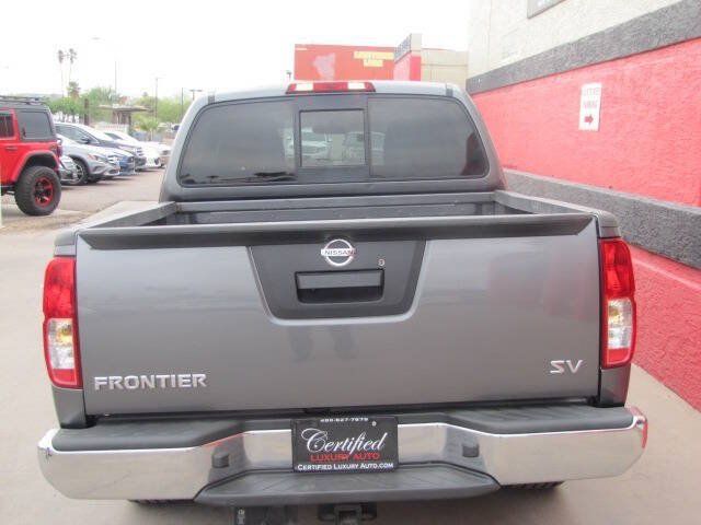 Used 2018 Nissan Frontier SV RWD image 6