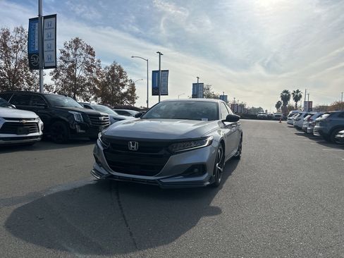 Used 2022 Honda Accord Sport image 1