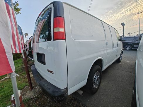 Used 2014 GMC Savana 3500 image 7