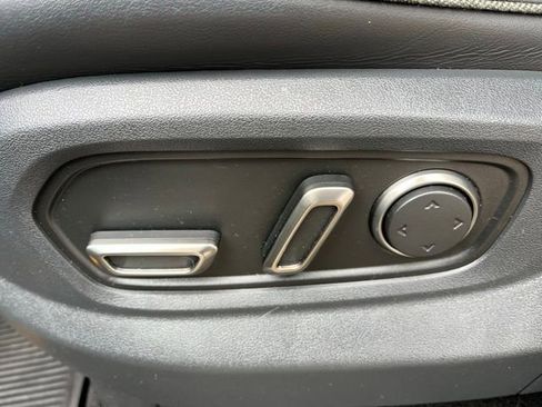 Used 2023 Rivian R1S Adventure image 22