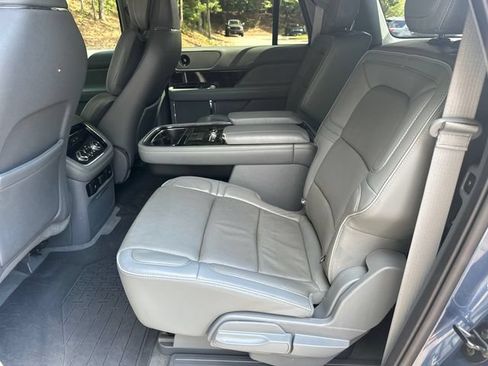 Used 2019 Lincoln Navigator L Reserve AWD/4WD image 21