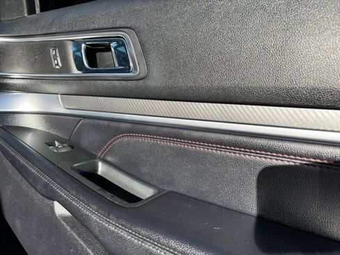 Used 2019 Ford Explorer Sport w/ Equipment Group 401A image 24